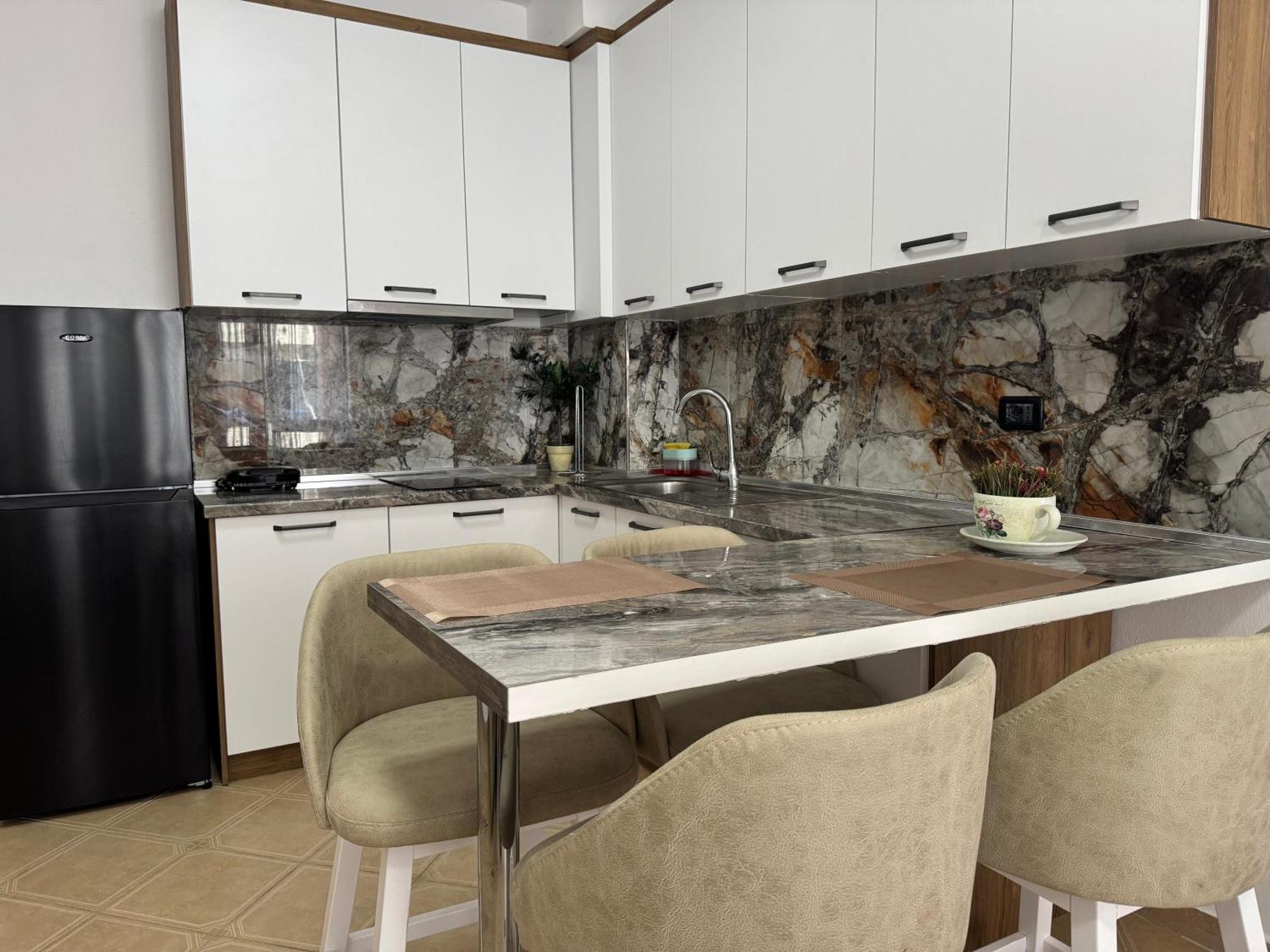 Orkidea Apartments 格勒姆 外观 照片