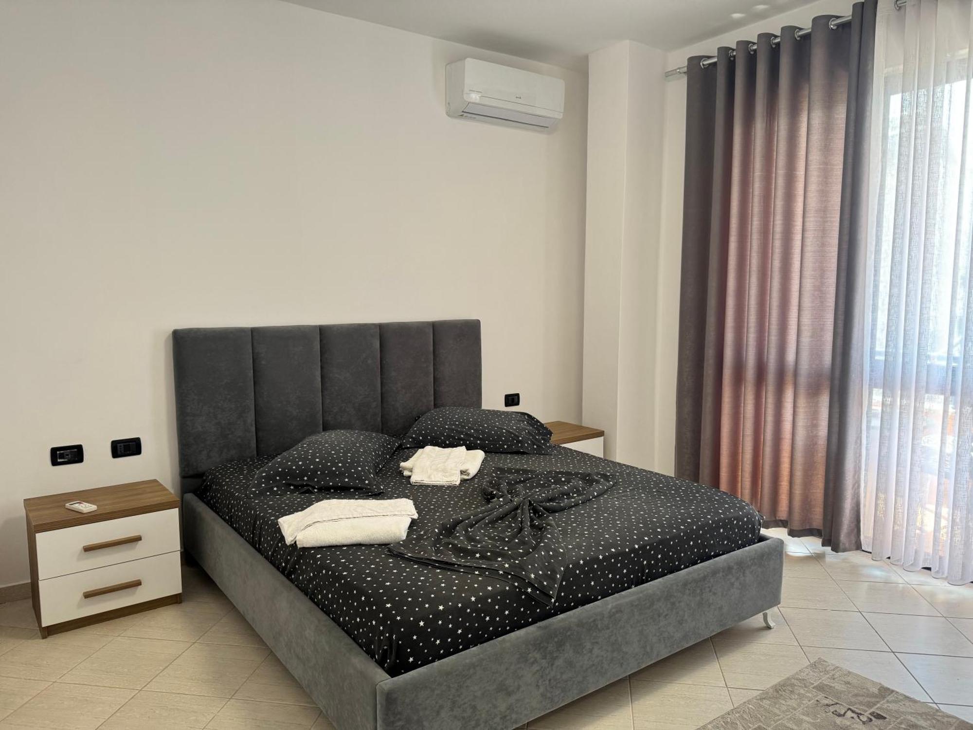Orkidea Apartments 格勒姆 外观 照片